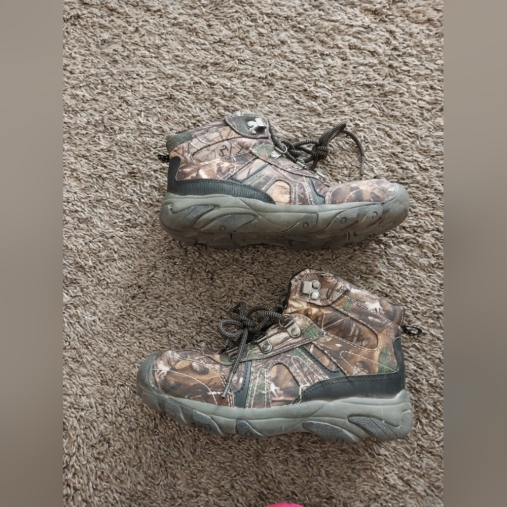 Realtree youth hikers (3)